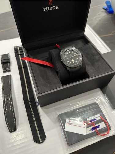 Tudor black bay ceramic - black, watch
