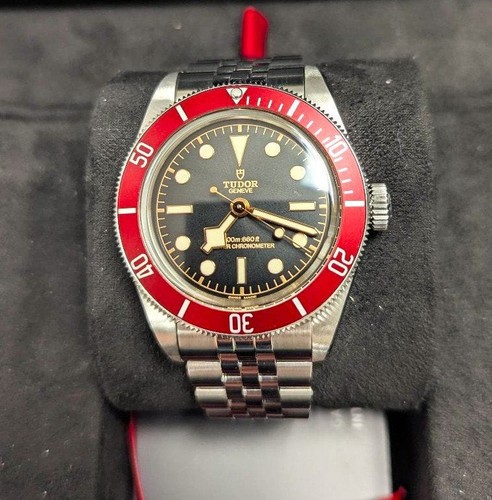 Tudor black bay 41mm - tudor,