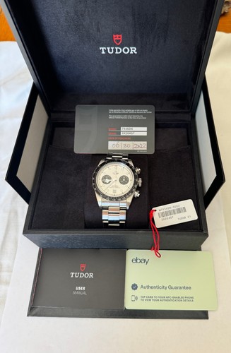 Tudor black bay chronograph - black,