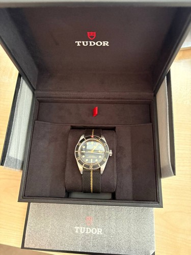 Tudor black bay - tudor,
