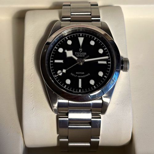 Tudor heritage black bay - black, 36