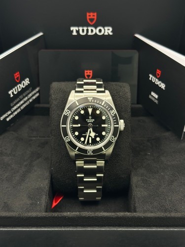 Tudor black bay - tudor,