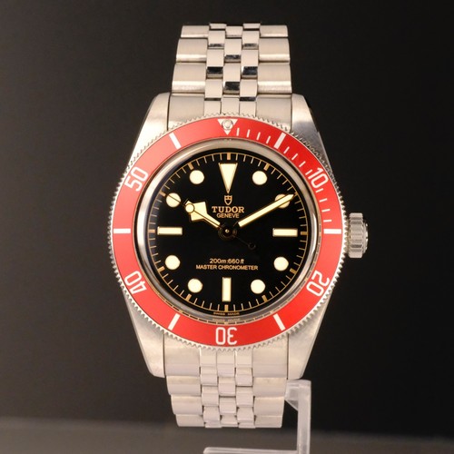 Tudor black bay m7941a1a0ru - bay,