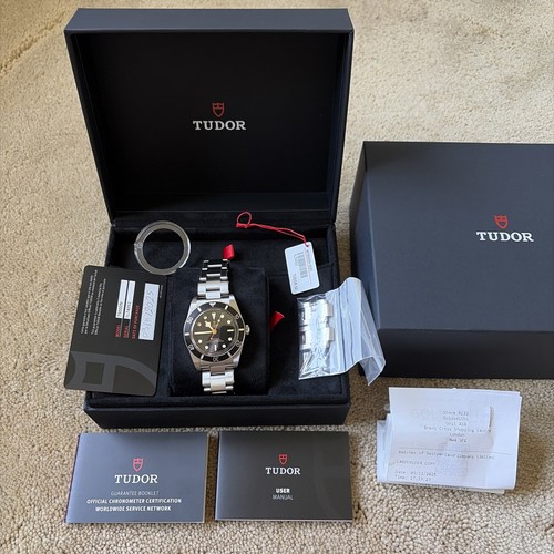 Tudor black bay watch - bay, 54