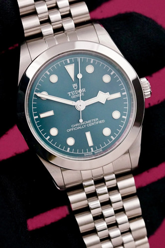 Tudor black bay - tudor, 39mm