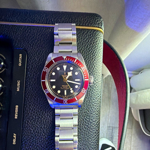 Tudor heritage black bay 41mm - black,