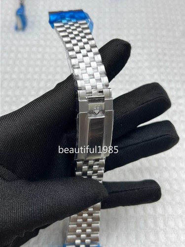 22mm tudor black bay - tudor,