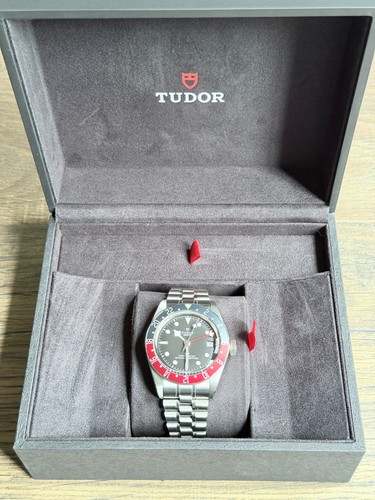 Tudor black bay - black,