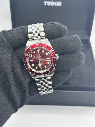 Tudor black bay burgundy - tudor,