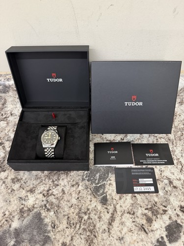 Tudor black bay smooth - 36,