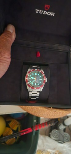 Tudor black bay 79230r red - 79230r,