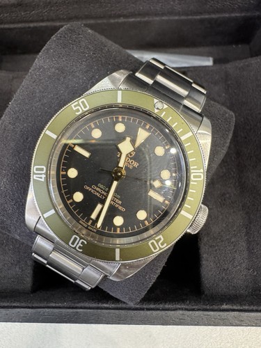 Tudor black bay - tudor,