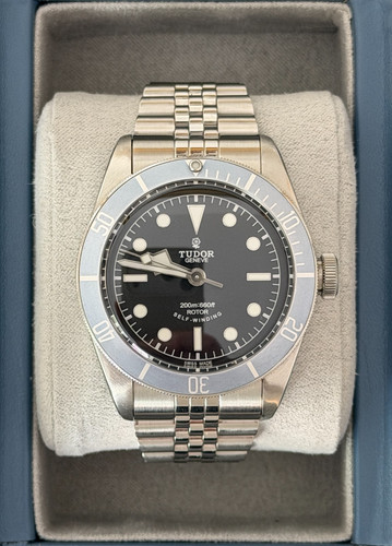 Tudor black bay of - tudor, 1