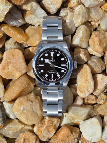 Tudor black bay 79500 - bay,
