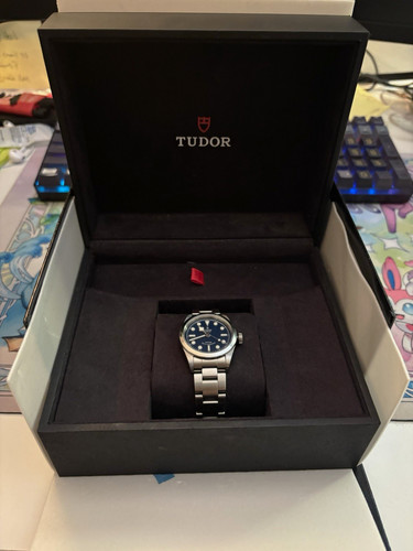 Tudor black bay blue - bay, 32mm