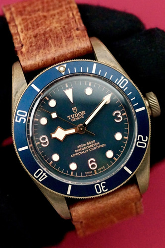 Tudor black bay bronze - tudor,