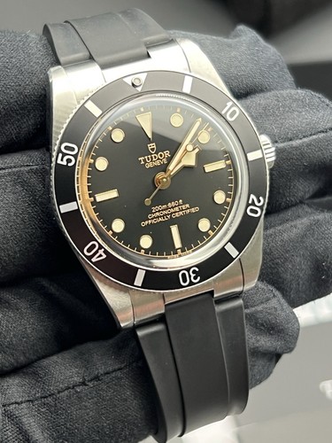 Tudor black bay 37mm 79000n - tudor,