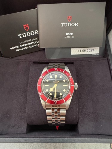 Tudor black bay - black,
