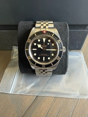 Tudor black bay metas 5 - bay, on