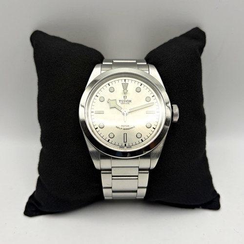 Tudor black bay smiley - black,