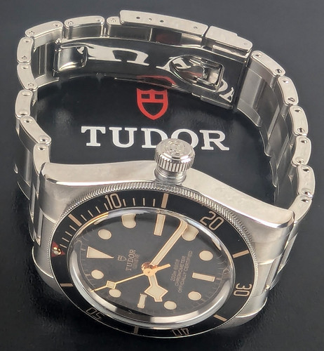2021 new unworn - tudor, black