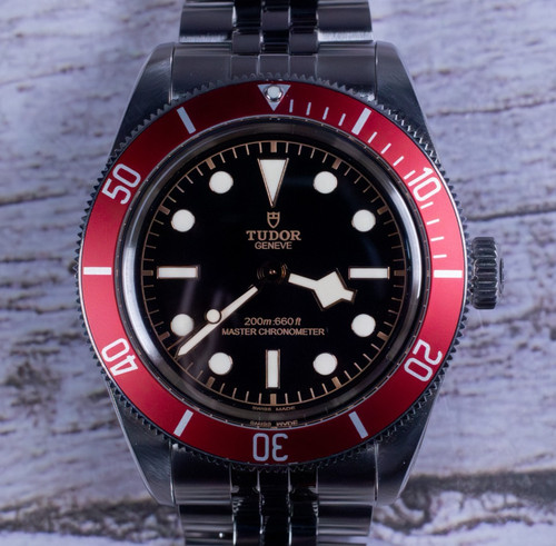 Tudor black bay - black, 41