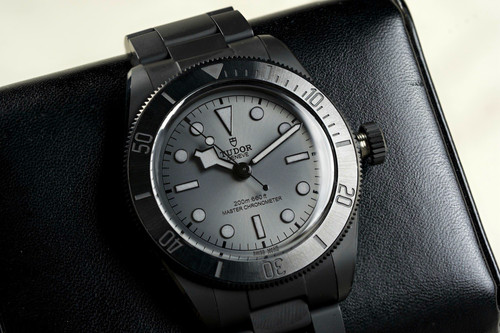 Tudor black bay - tudor,
