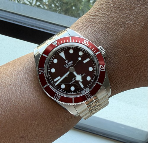Tudor black bay - black, eight