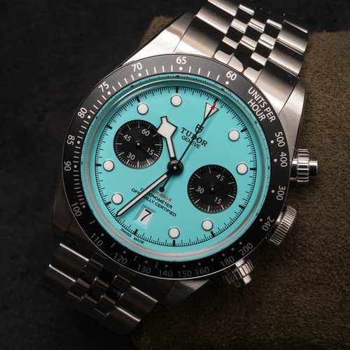 Tudor black bay chrono - black,